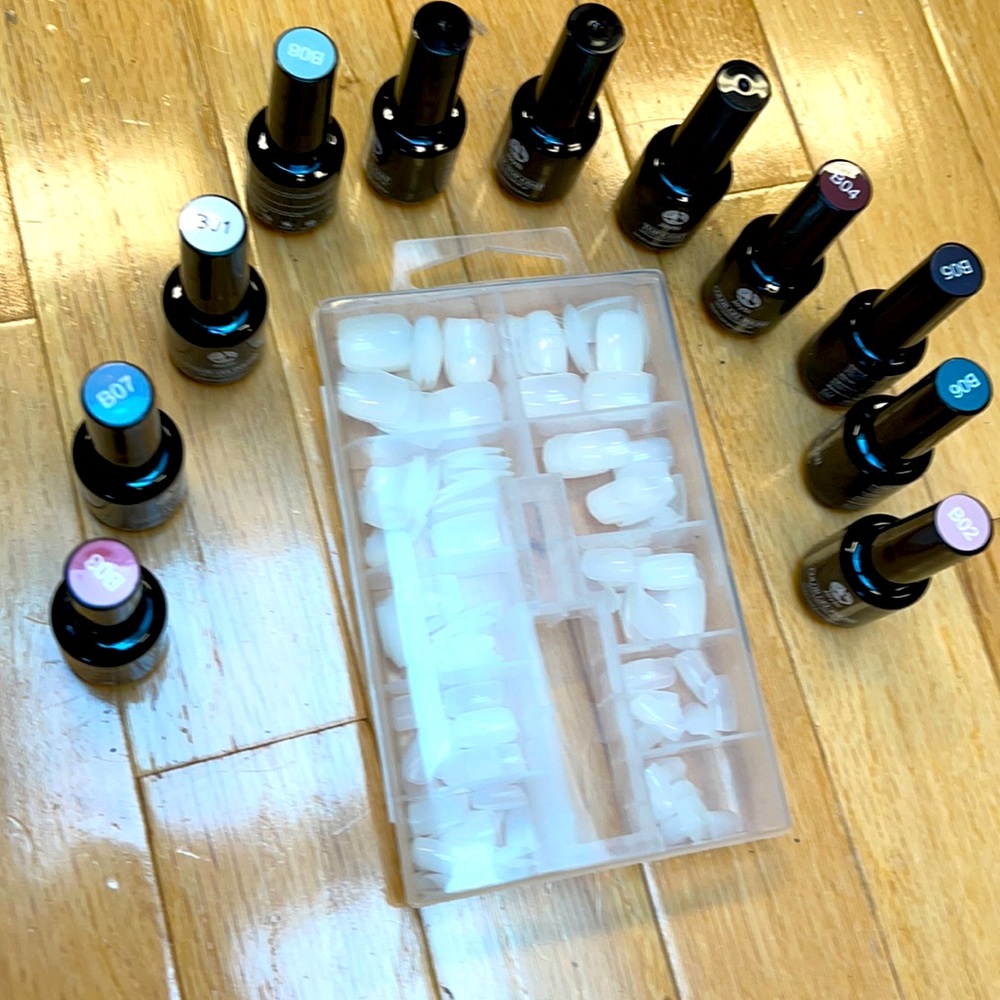 Gel Nail Polish and Tips